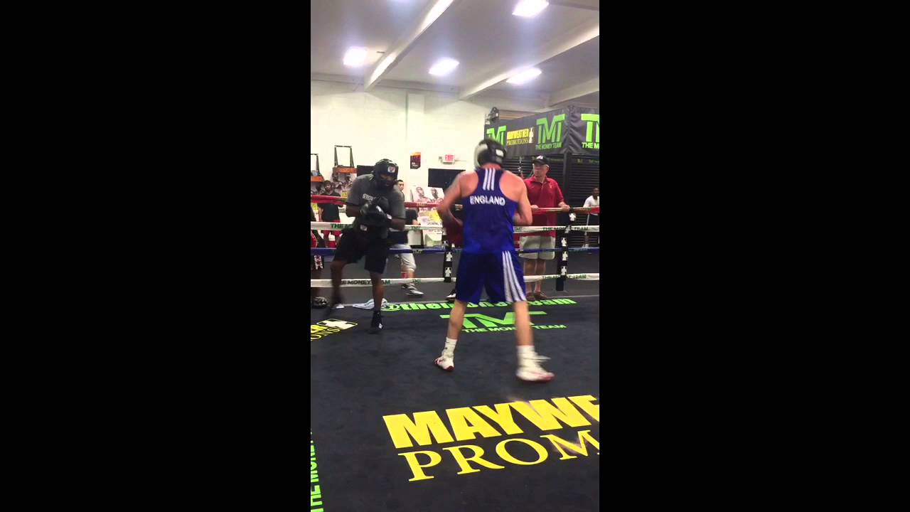 The dog house Floyd mayweather Jordan Reynolds