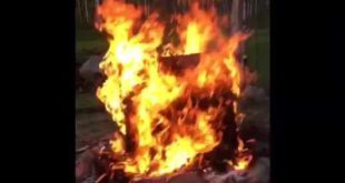 Burning a dog house / super awesome