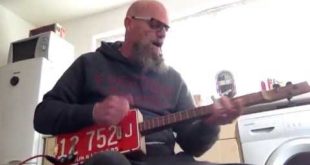 Dog House Boogie Blues