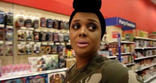 SHE BROUGHT HER DOG IN A FOOD STORE!!!